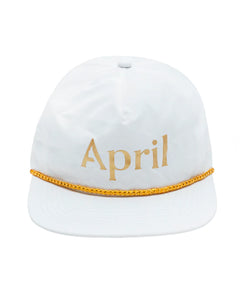 APRIL GOLDEN LOGO HAT WHITE